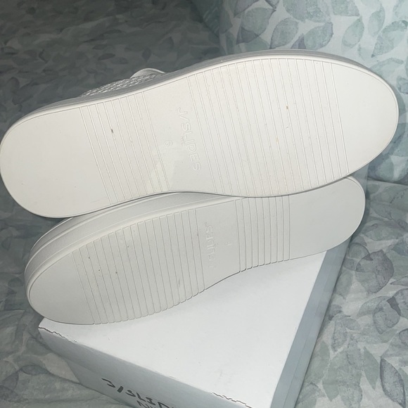 NWT J/SLIDES NATASHA White Crochet - Picture 14 of 15